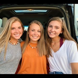 Meet your Posher, A b b i e 💁‍♀️